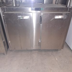 BAJO MOSTRADOR REFRIGERADO MOVIL